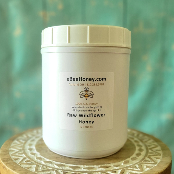 100% Pure Raw Chunk Honey Comb in Jar of Raw Honey 1 Lb. 